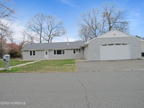 202 Cedar Drive, Lanoka Harbor, NJ 08734 - #: 22517335