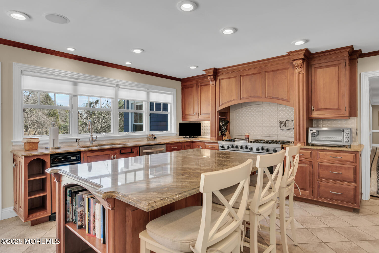 19 Bellevue Avenue, Rumson, New Jersey image 17