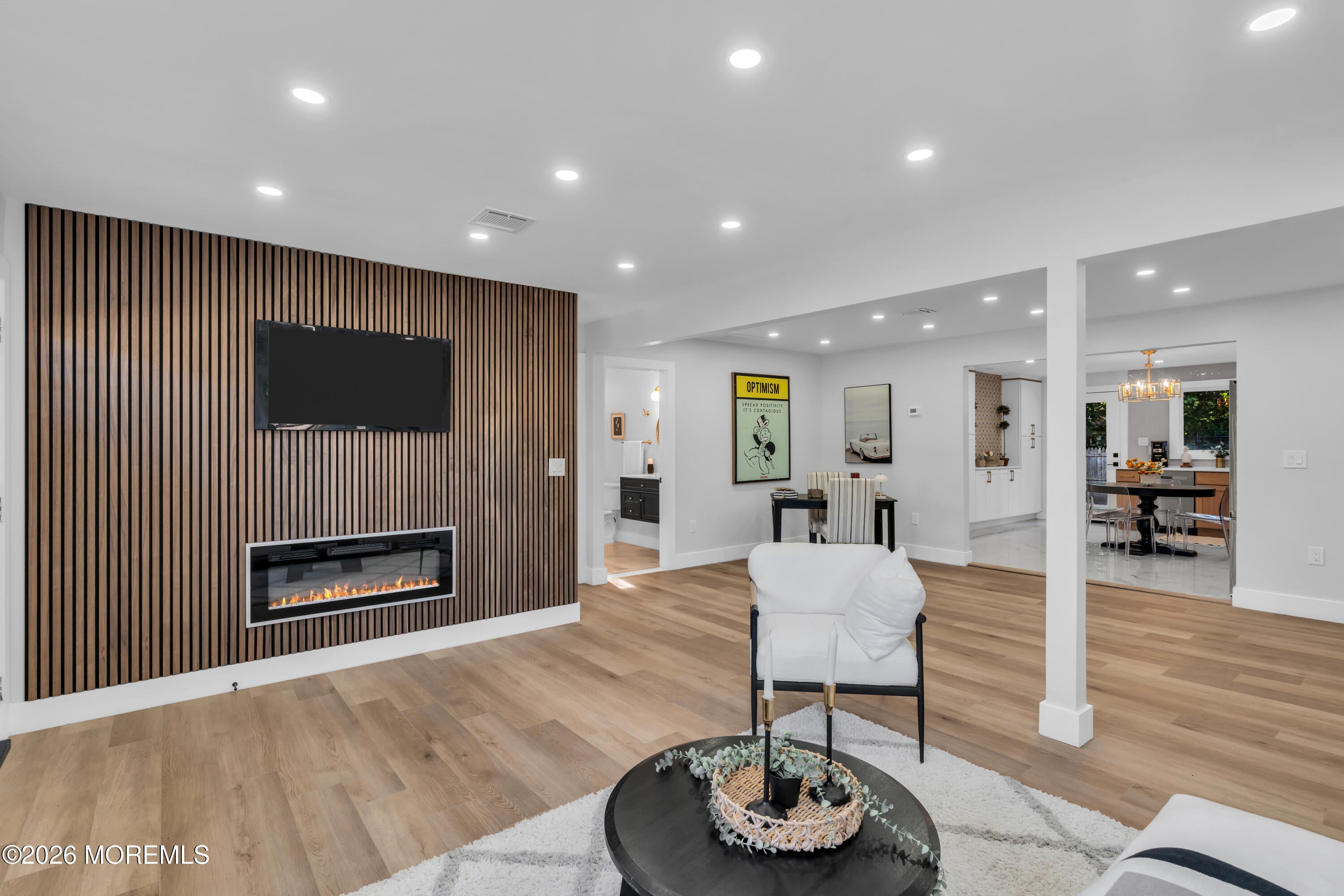 18 Anchorage Boulevard