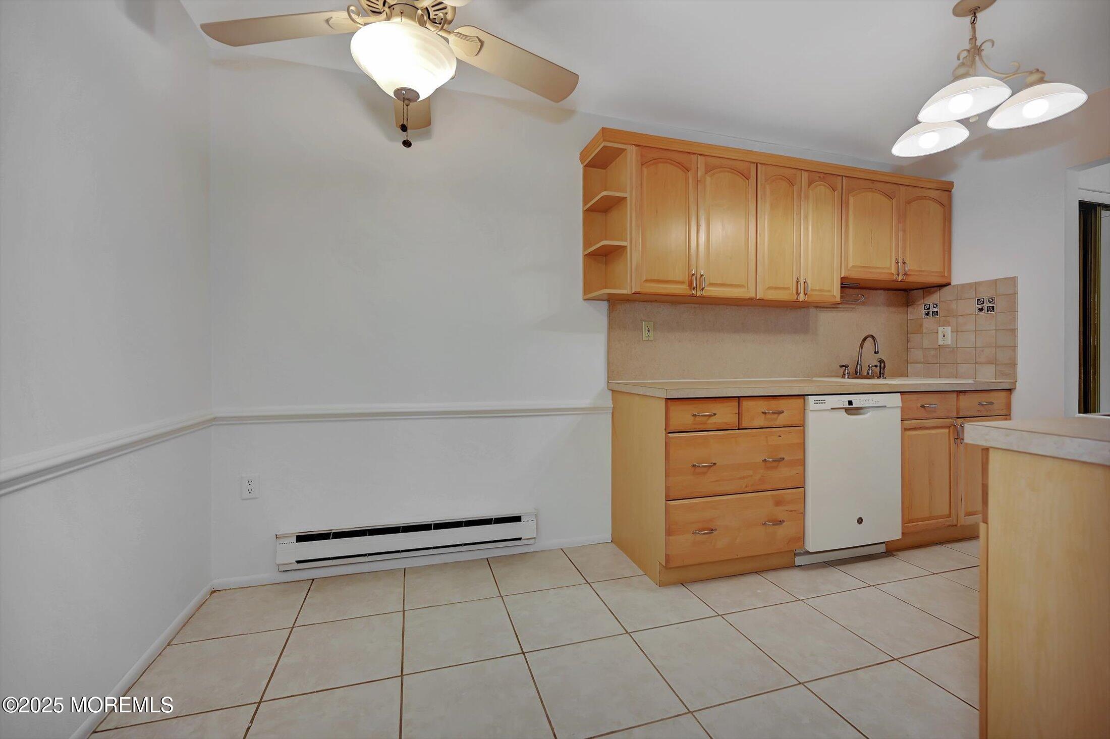 166 Cross Slope Court #D, Manalapan, New Jersey image 11