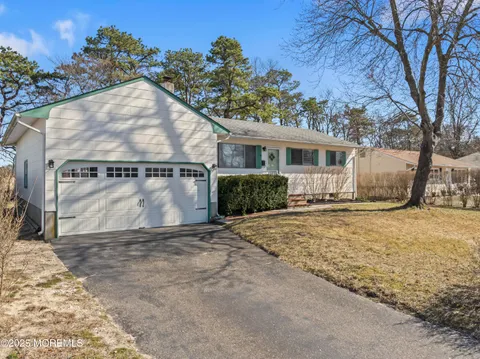 18 Easy Street, Toms River, NJ 08757 - #: 22507107