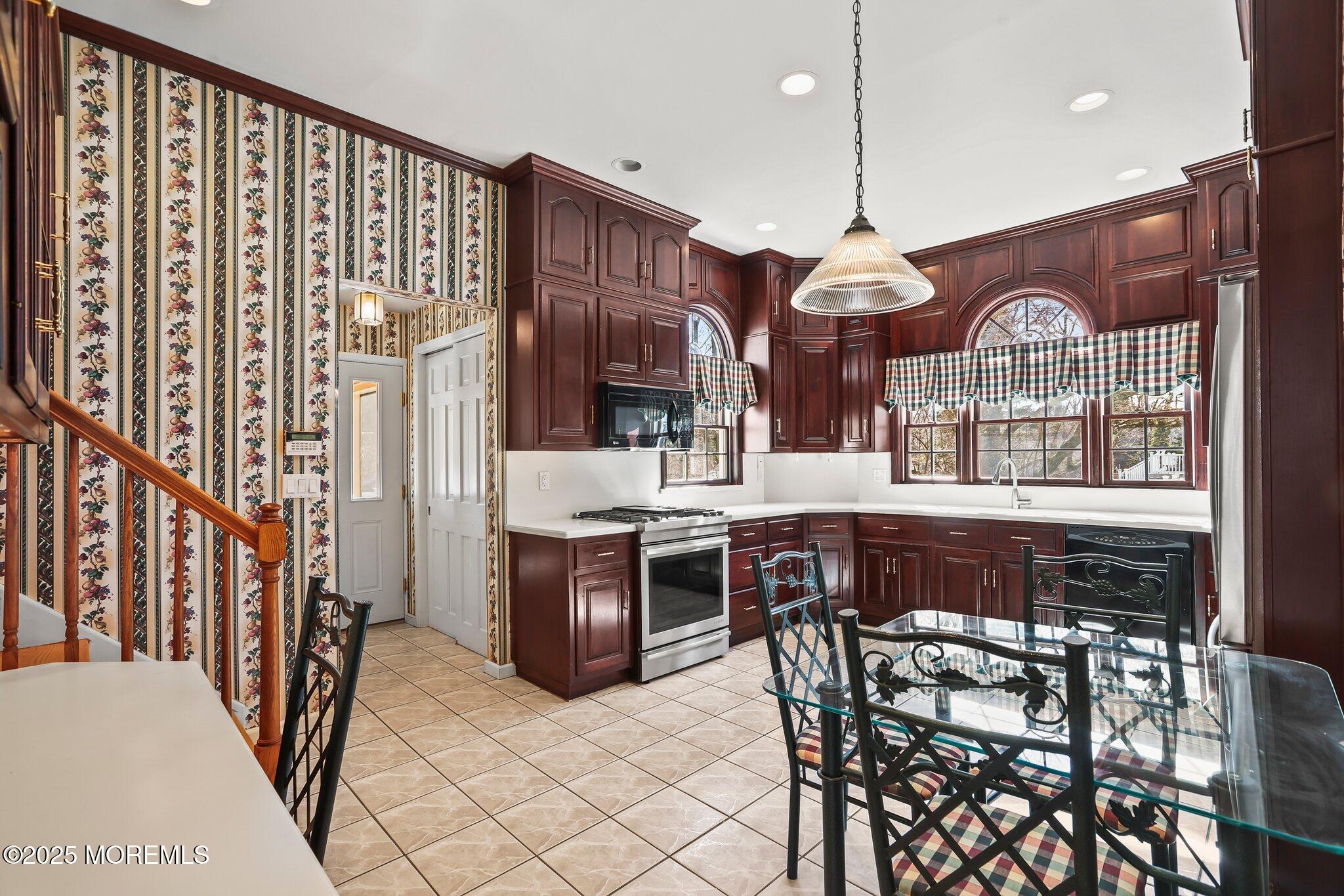 18 Hampton Street, Cranford, New Jersey image 19