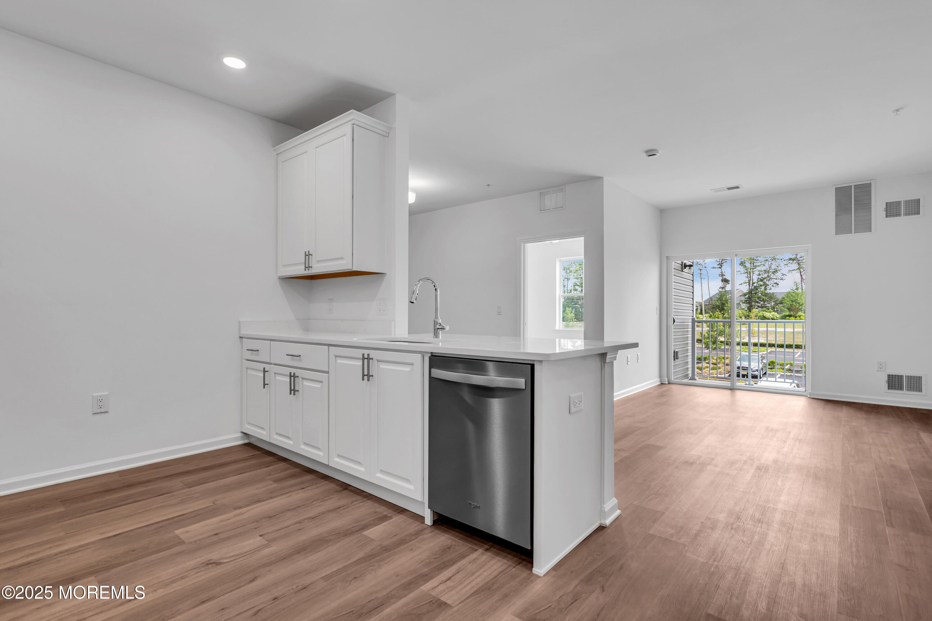 750 Lighthouse Drive 3201