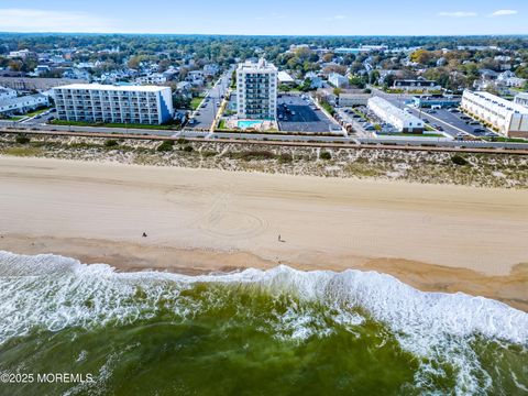 Condo For Rent - 480 Ocean Avenue #2L<br/> Long Branch, NJ 07740