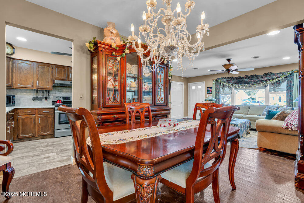 72 Millbrook Drive, Toms River, New Jersey image 14