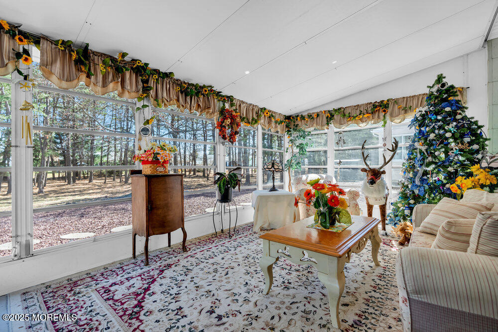 72 Millbrook Drive, Toms River, New Jersey image 32