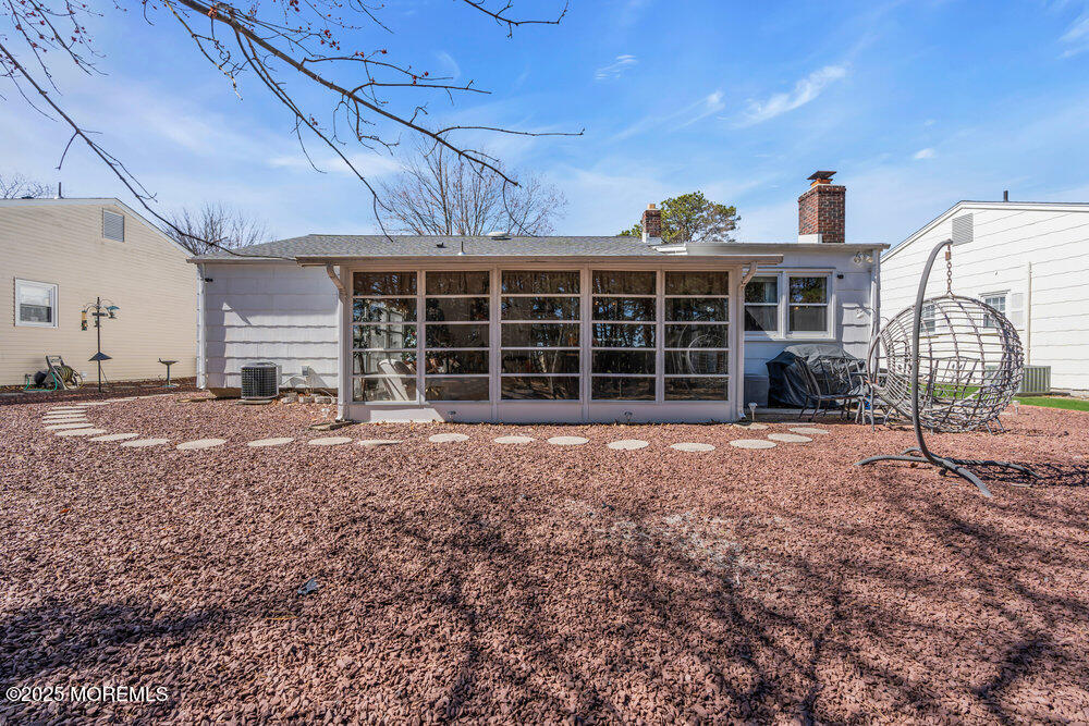 72 Millbrook Drive, Toms River, New Jersey image 38