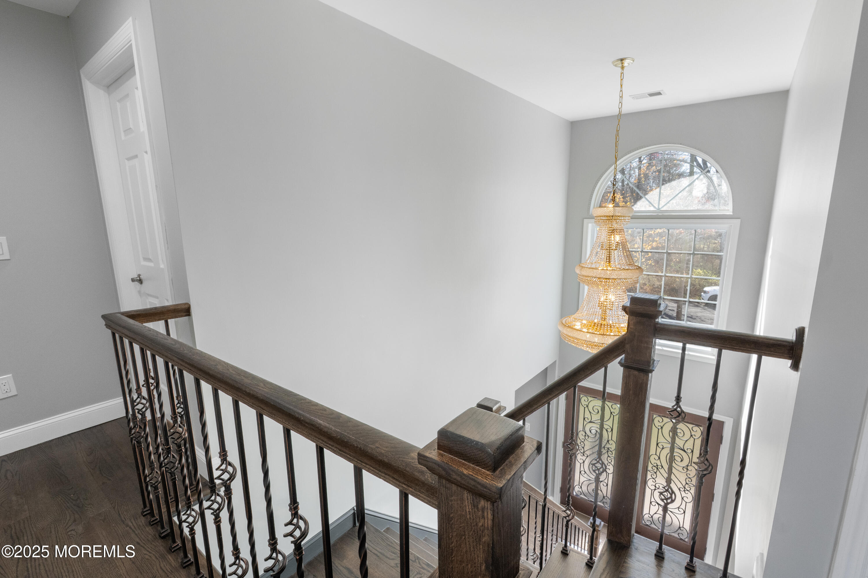 1515 Sherwood Boulevard