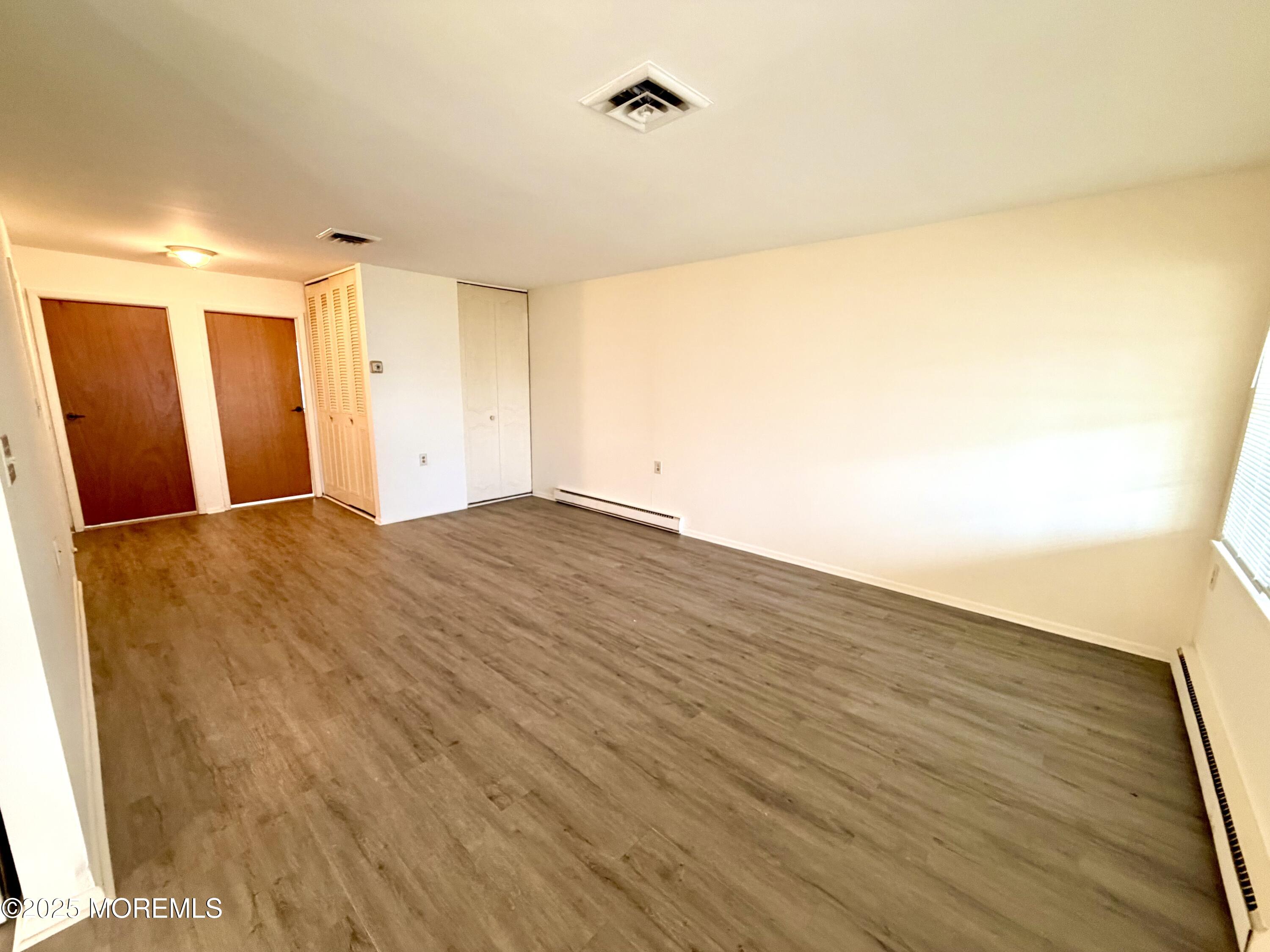 842B Inverness Court