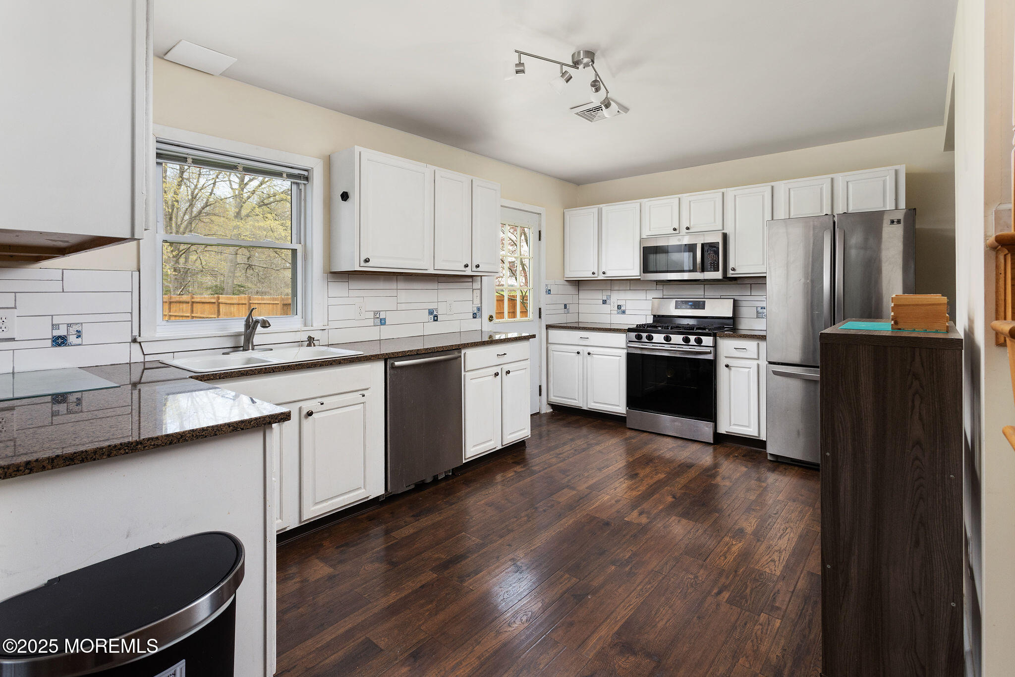 1742 Old Trenton Road, Princeton Junction, New Jersey image 27