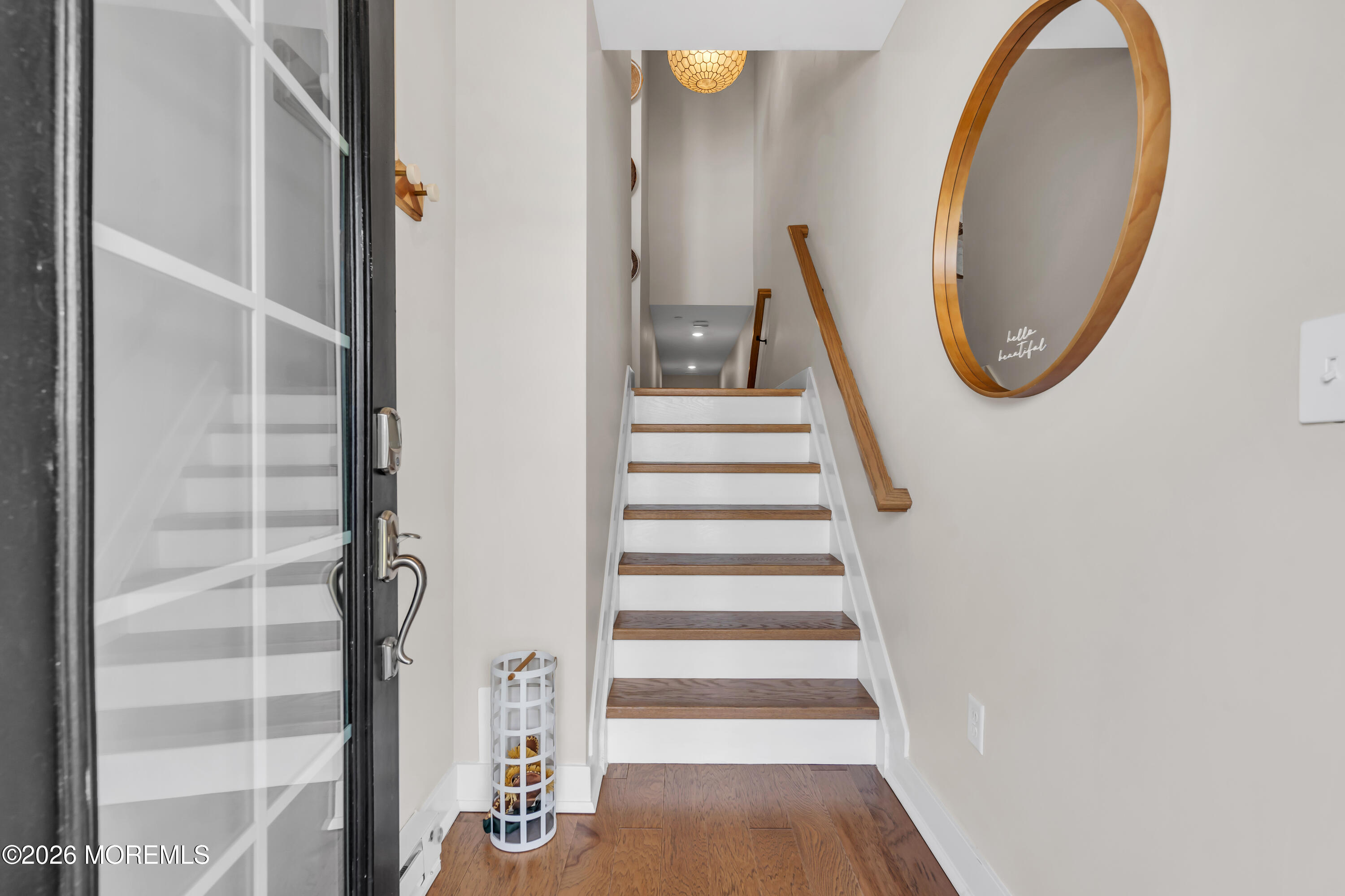 22 Midway Road S