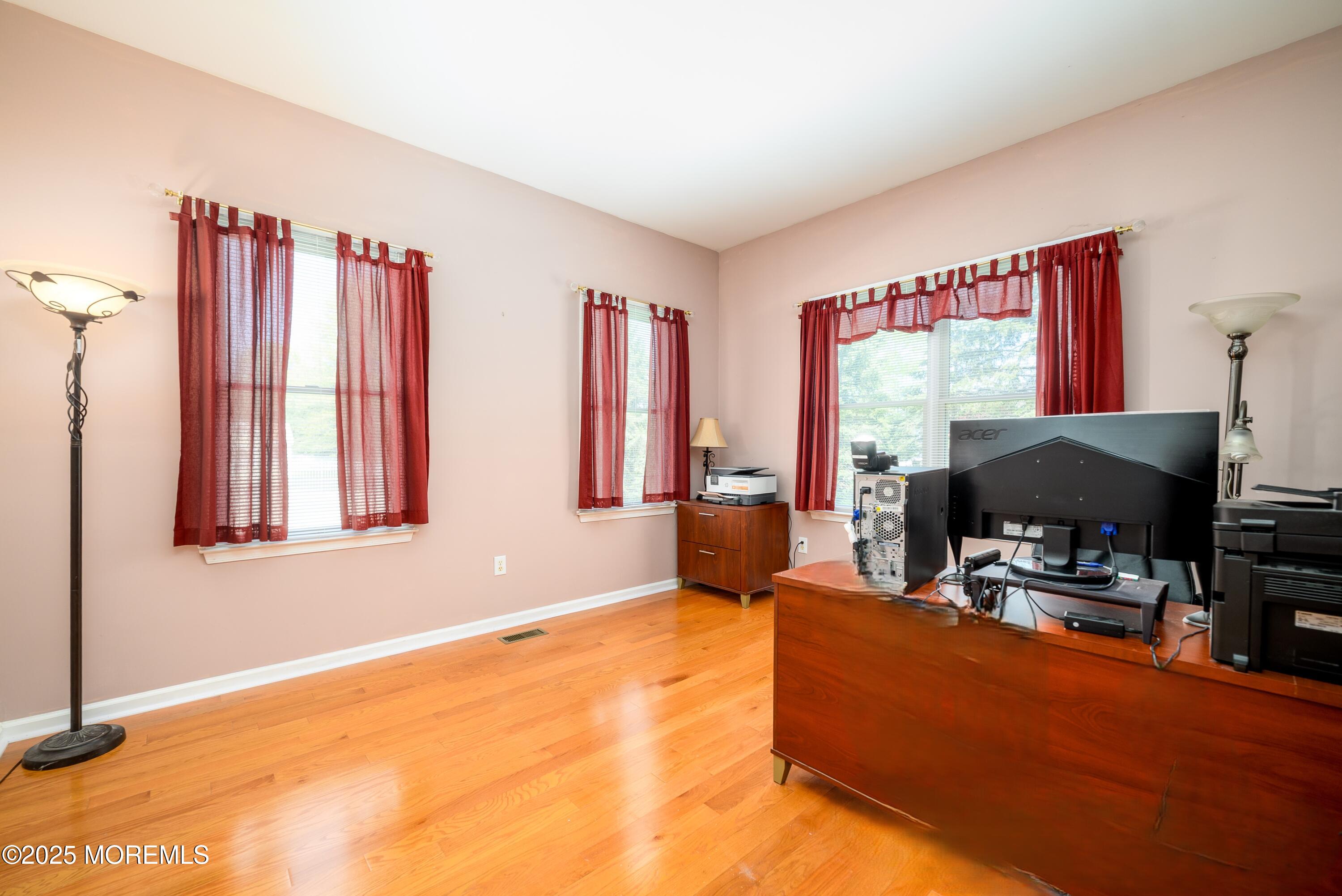 291 Round Hill Drive, Freehold, New Jersey image 20