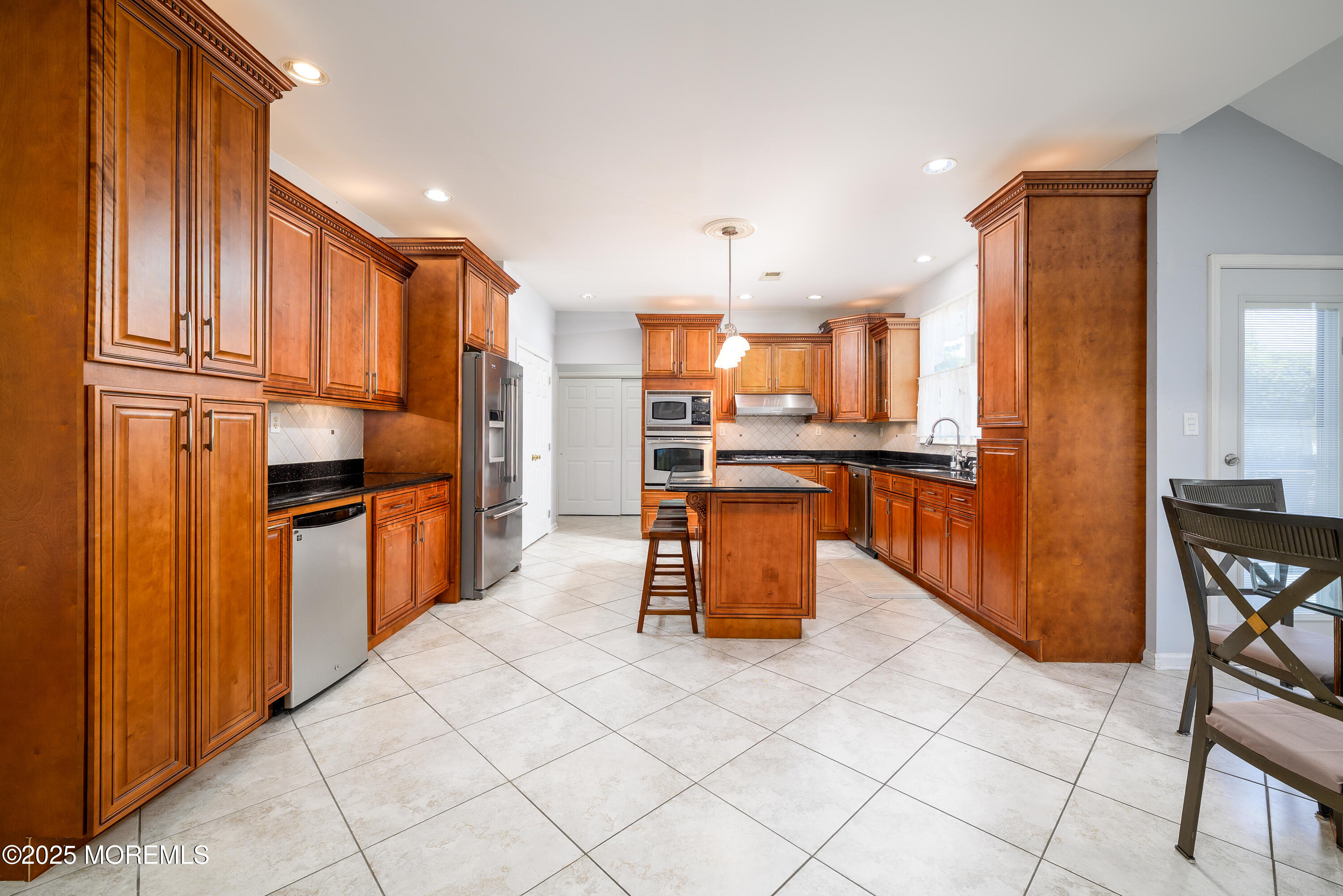291 Round Hill Drive, Freehold, New Jersey image 5