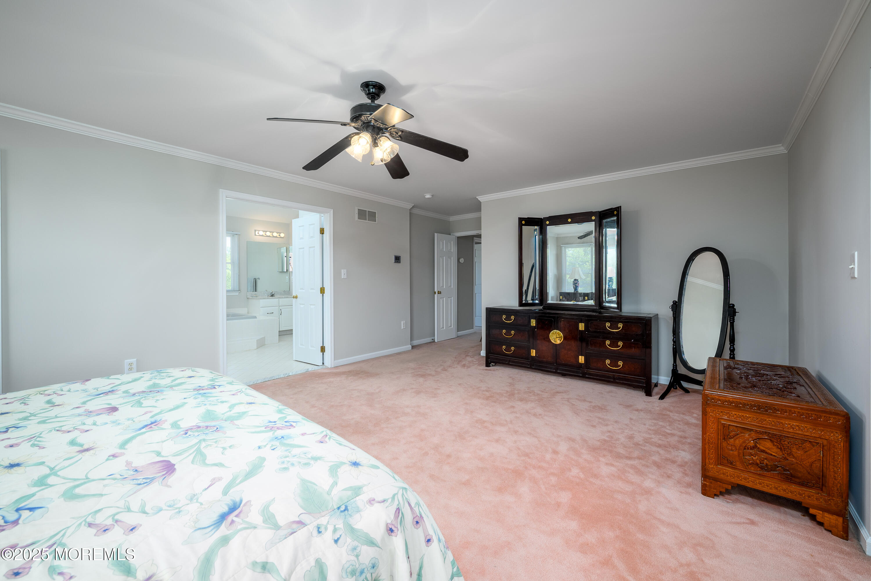 291 Round Hill Drive, Freehold, New Jersey image 26