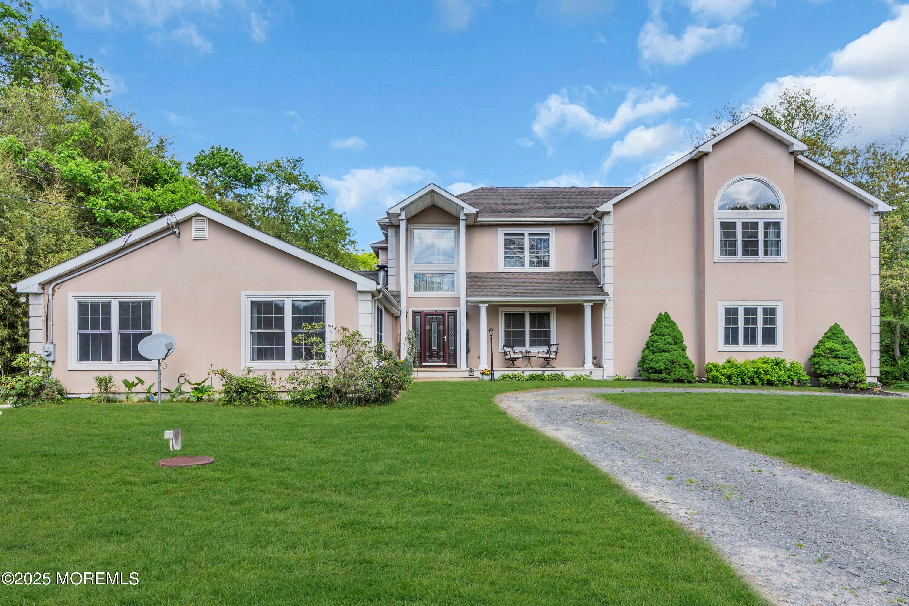 1042 Maxim Southard Road, Howell, New Jersey image 1
