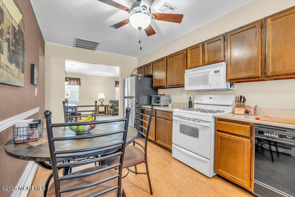 27 Selkirk Avenue, Toms River, New Jersey image 13