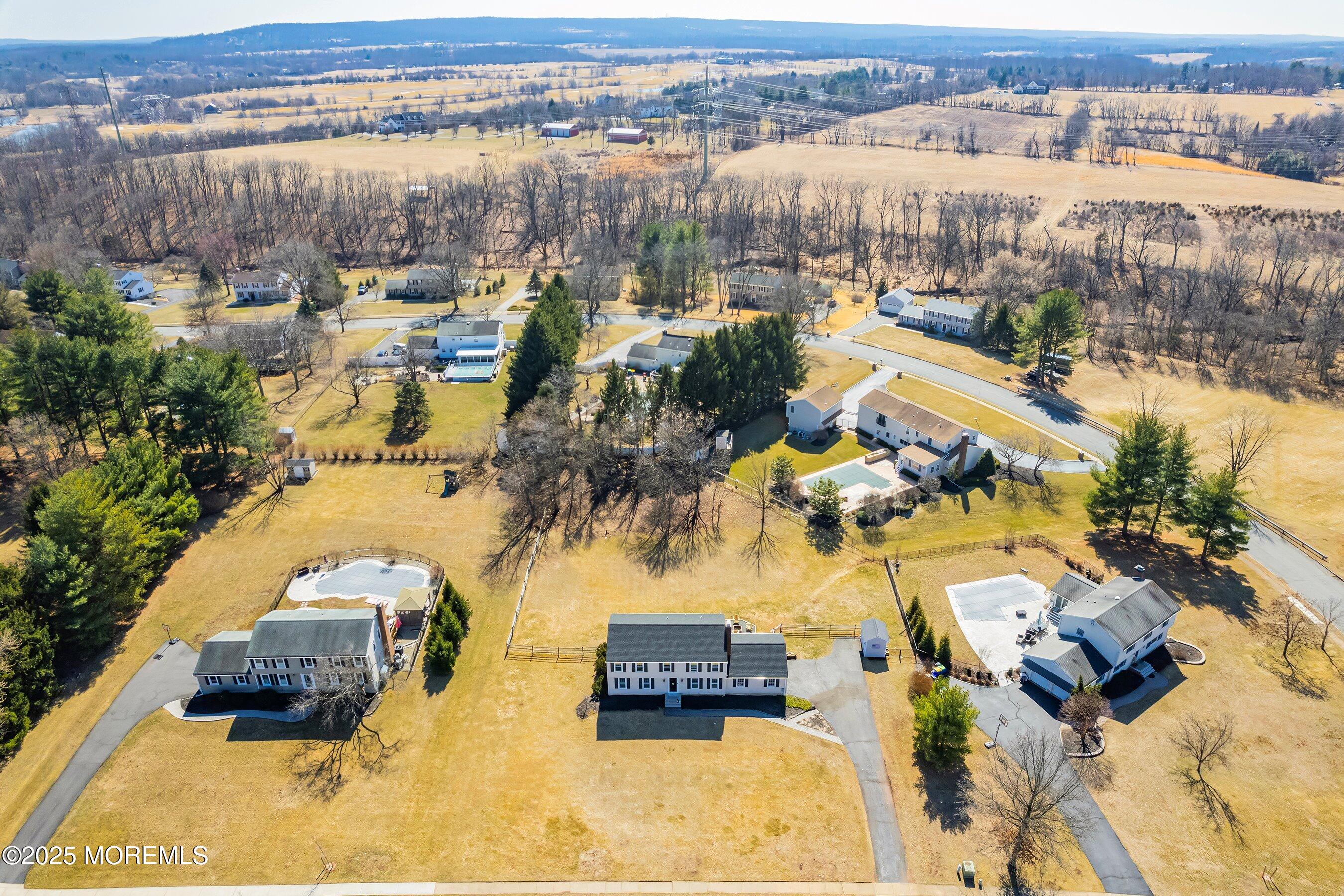1027 Hillcrest Drive, Branchburg, New Jersey image 4