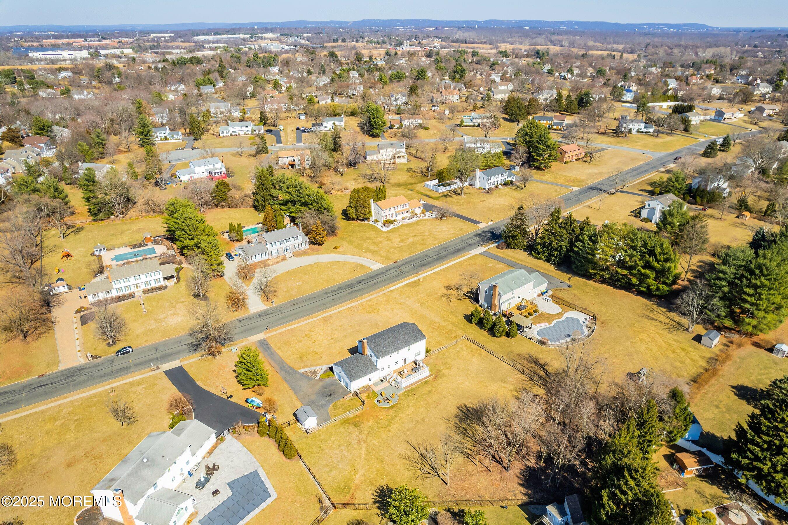 1027 Hillcrest Drive, Branchburg, New Jersey image 32