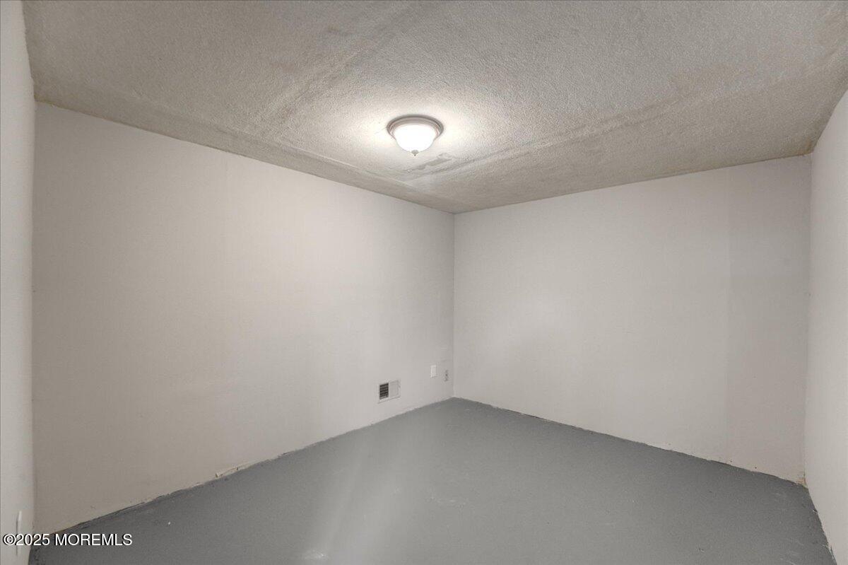 20 Oregon Avenue, Hazlet, New Jersey image 21