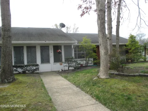 243D Jefferson Court, Lakewood, NJ 08701 - #: 22511173