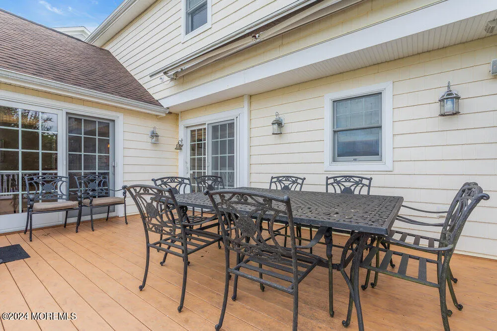 Monmouth Beach, New Jersey 07750, United States, 5 Bedrooms Bedrooms, ,4 BathroomsBathrooms,Residential,Active,99988