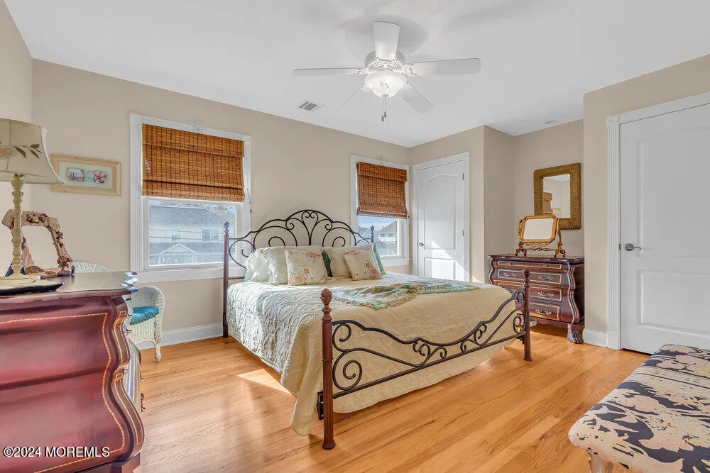 Monmouth Beach, New Jersey 07750, United States, 5 Bedrooms Bedrooms, ,4 BathroomsBathrooms,Residential,Active,99988