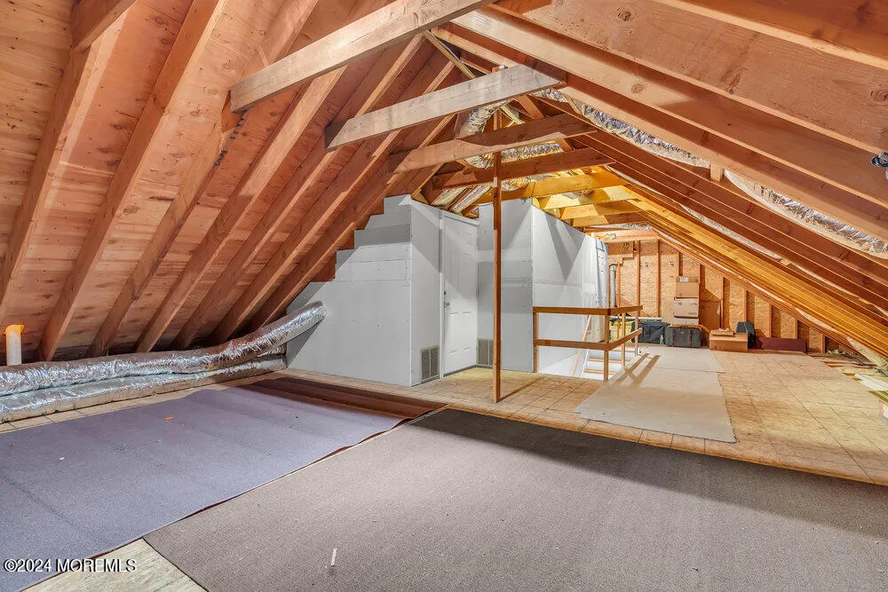 Monmouth Beach, New Jersey 07750, United States, 5 Bedrooms Bedrooms, ,4 BathroomsBathrooms,Residential,Active,99988