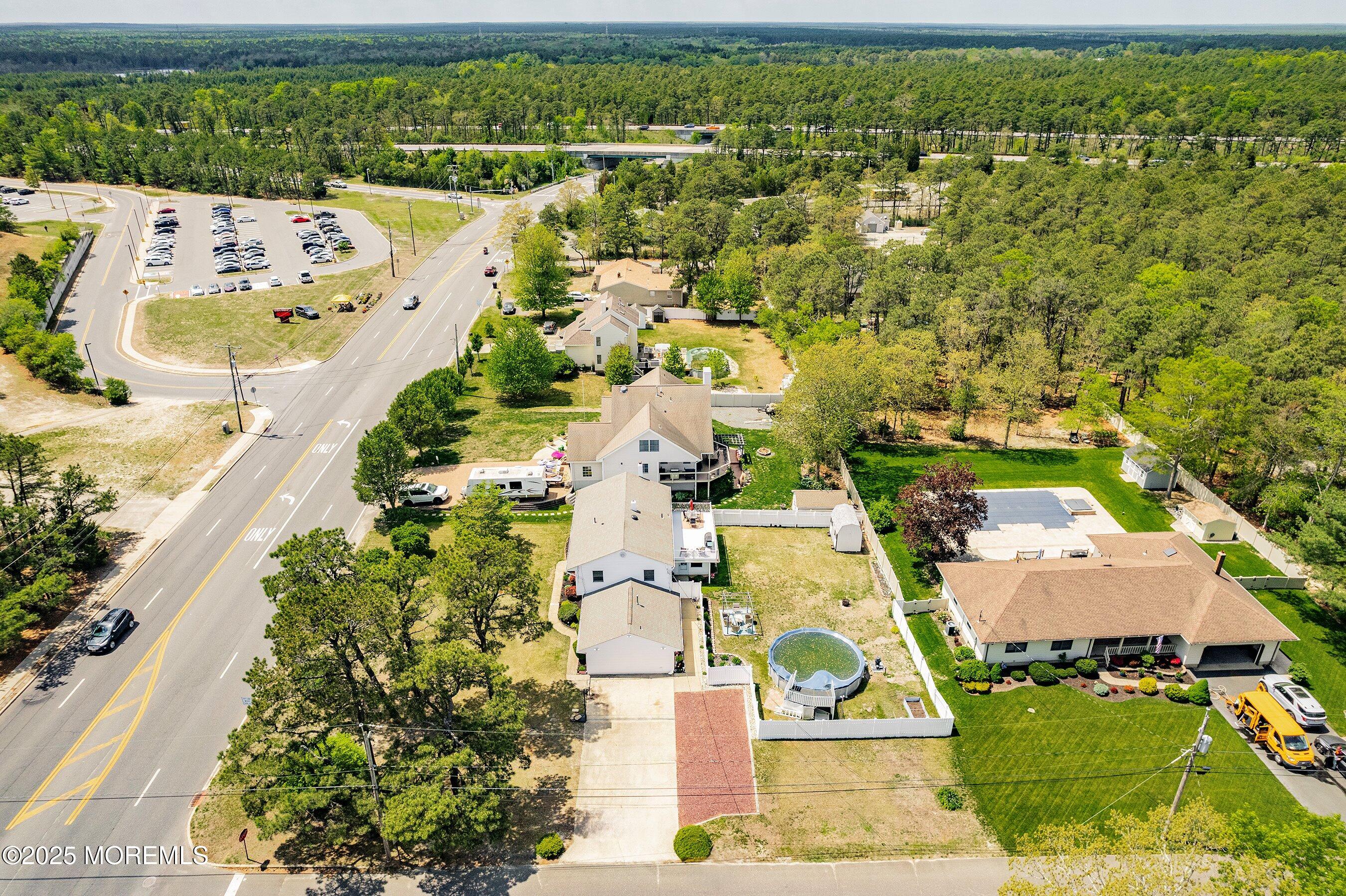 570 Forest Hills Parkway, Bayville, New Jersey image 34