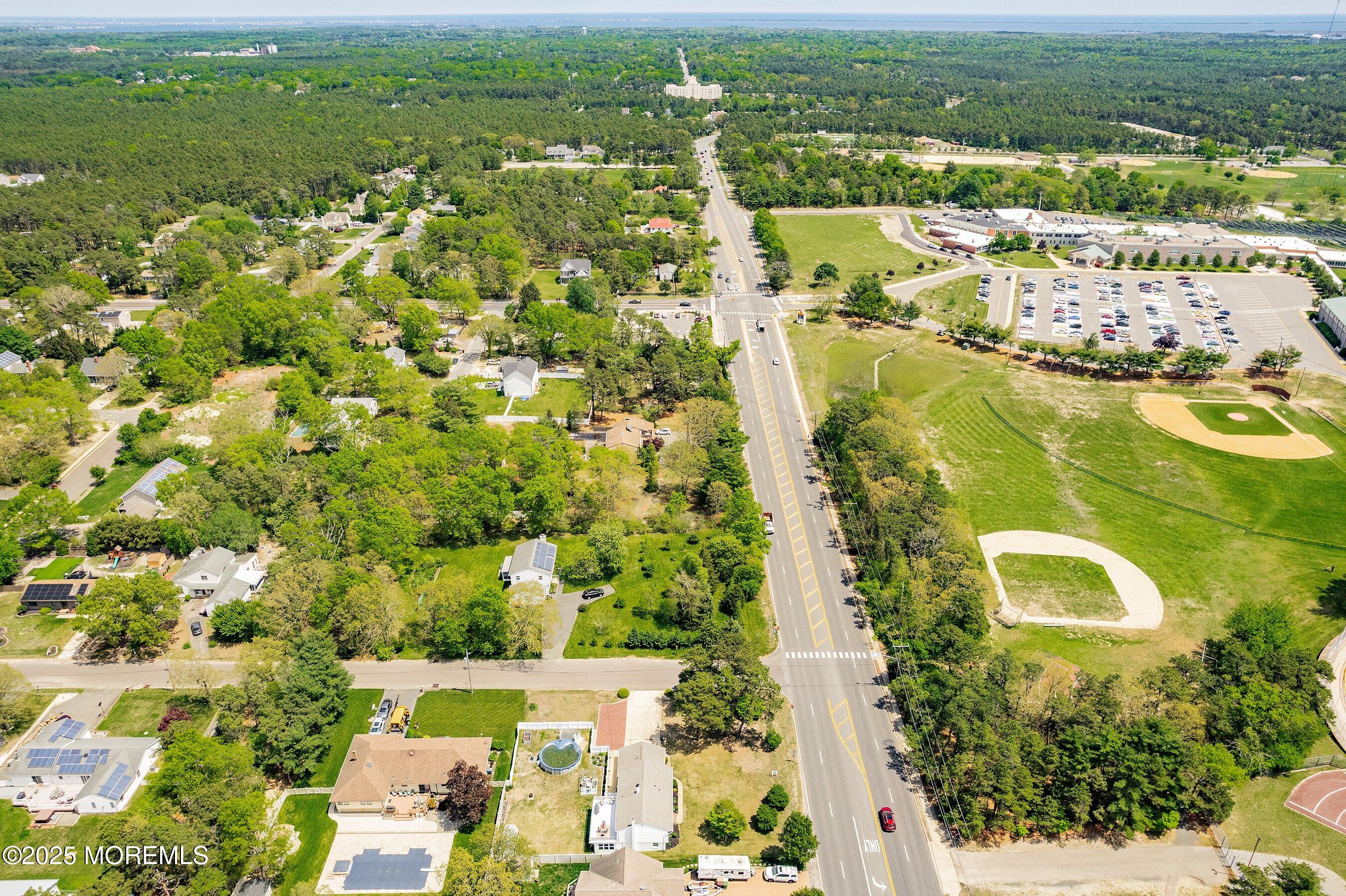 570 Forest Hills Parkway, Bayville, New Jersey image 37
