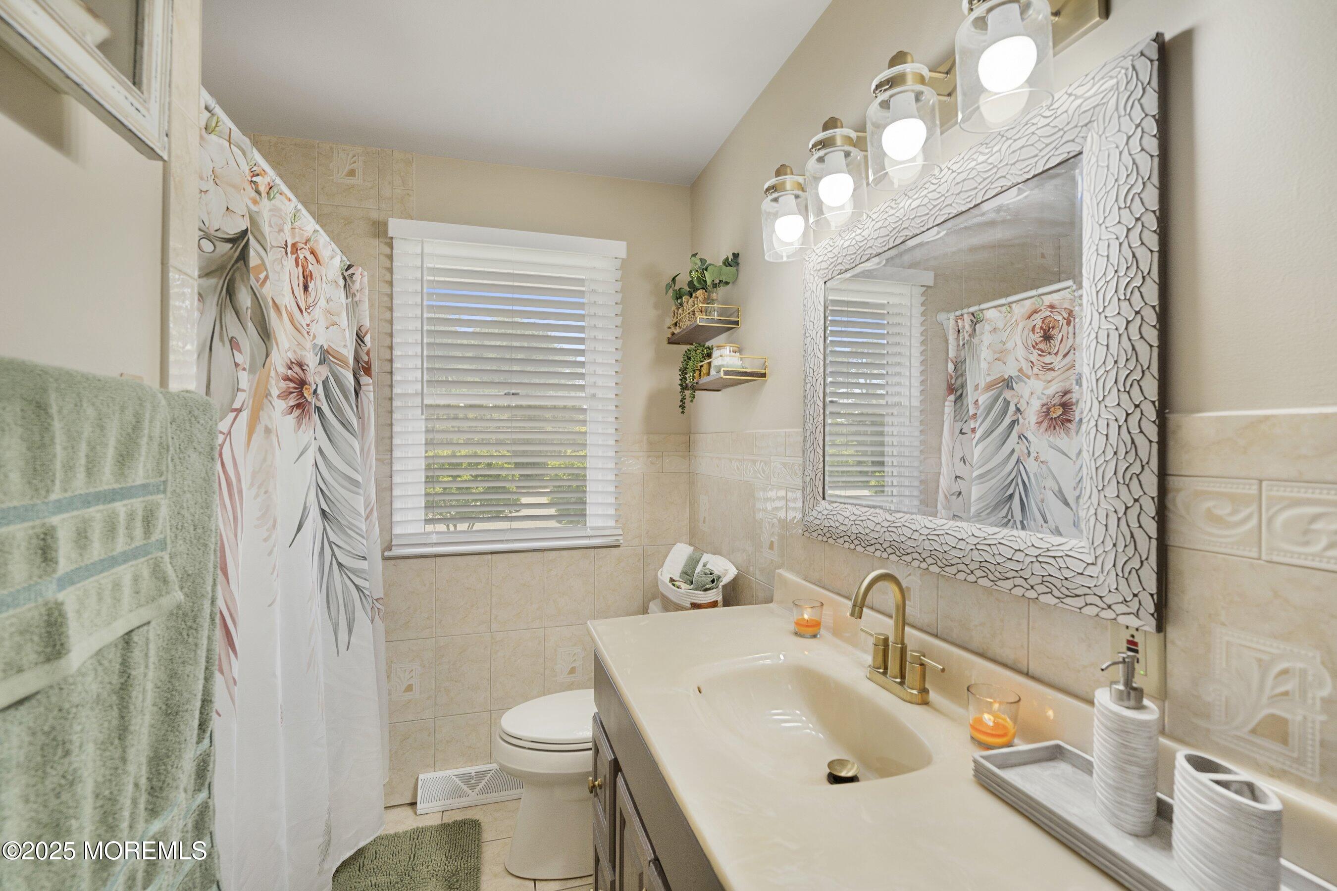 570 Forest Hills Parkway, Bayville, New Jersey image 21