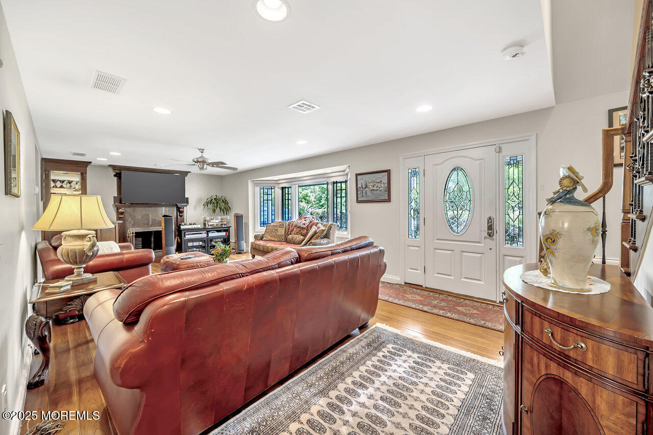 20 Cypress Lane, Matawan, New Jersey image 9