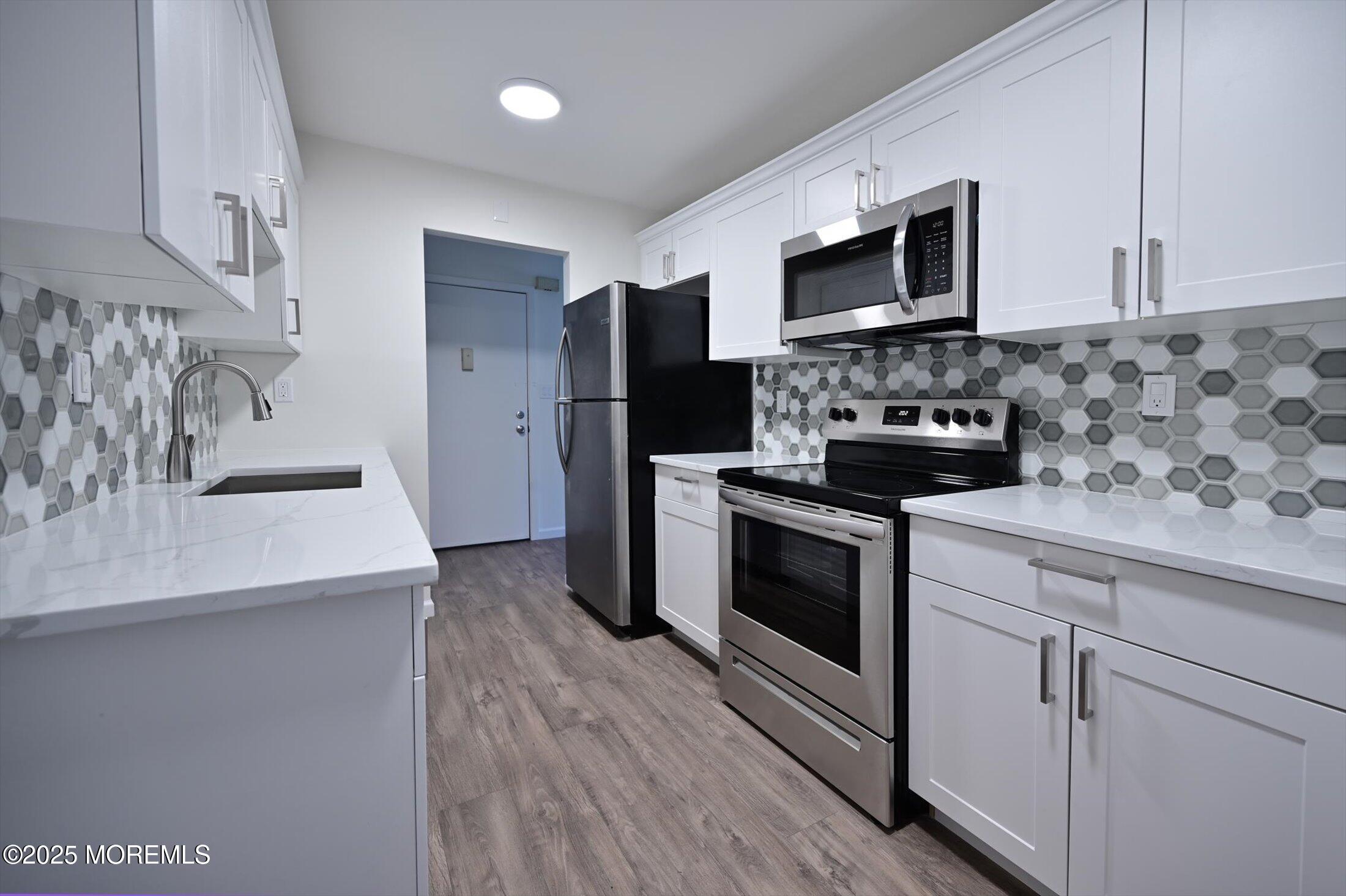 95 Arrowood Road #A, Manalapan, New Jersey image 13
