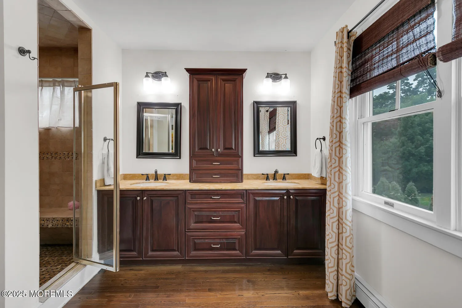 Fair Haven, New Jersey 07704, United States, 3 Bedrooms Bedrooms, ,3 BathroomsBathrooms,Residential,Active,150664