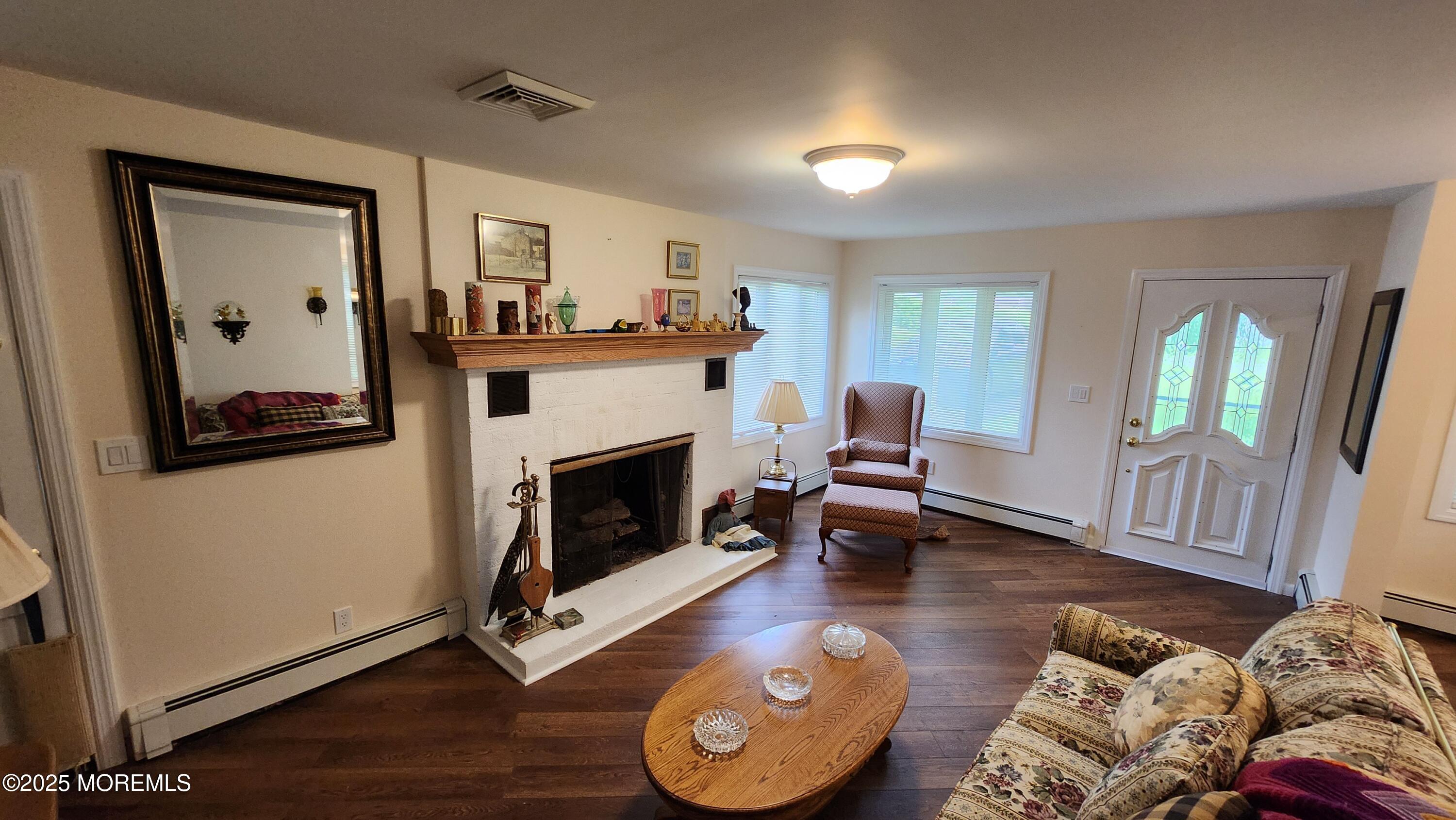 222 Robbins Road