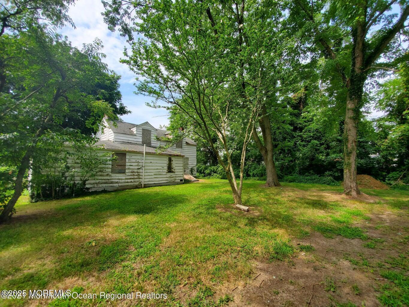 92 Compton Street, Belford, New Jersey image 4