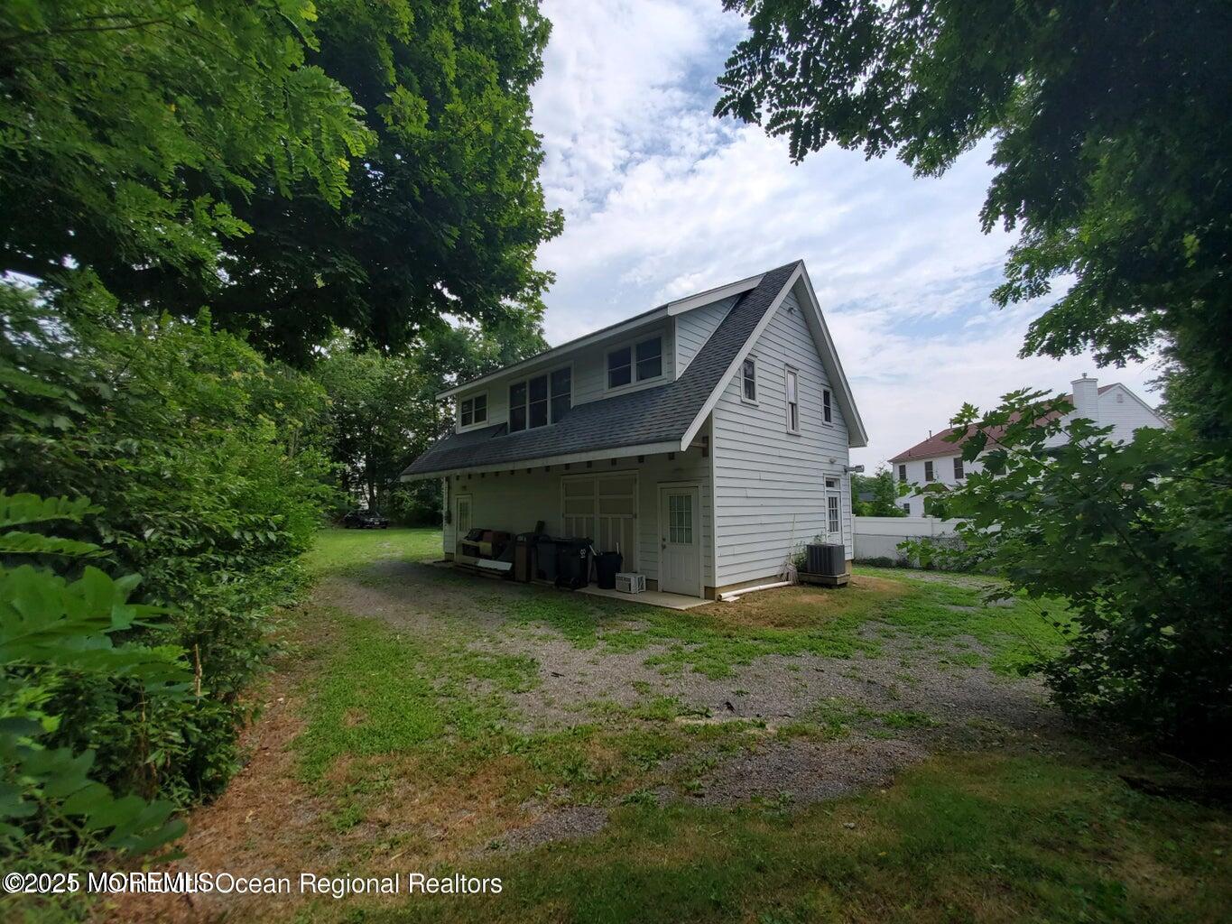 92 Compton Street, Belford, New Jersey image 9