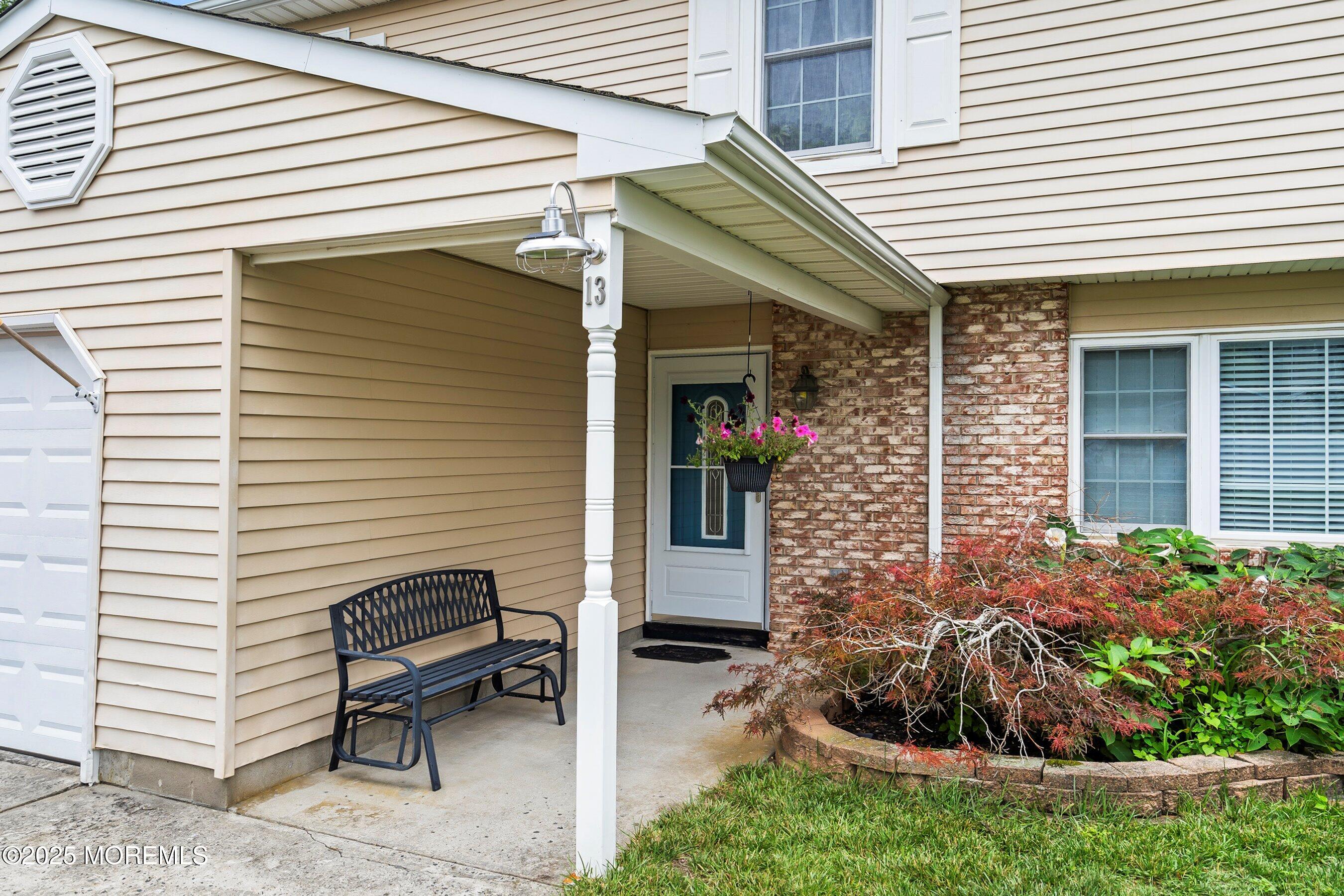 13 Boulder Drive
