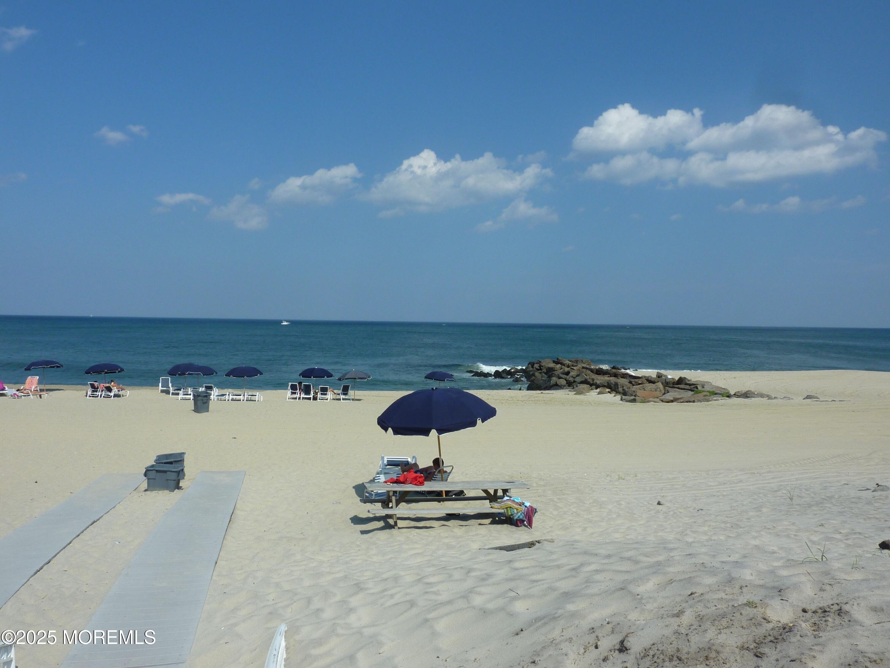 17 Riviera Drive, Long Branch, New Jersey image 38