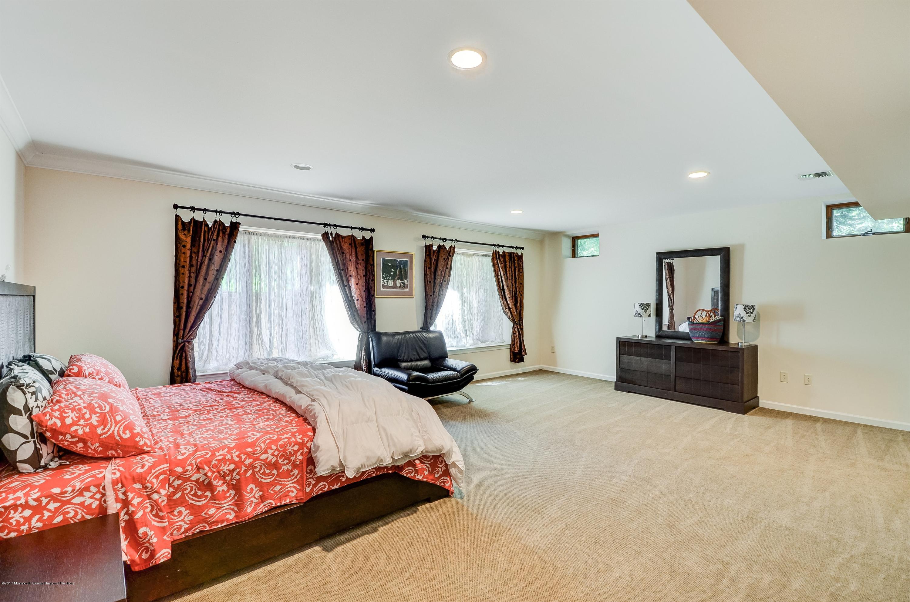 7 Mccampbell Road, Holmdel, New Jersey image 34