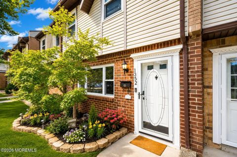 Condo For Sale - 1352 Isabella Court<br/> Brick, NJ 08724