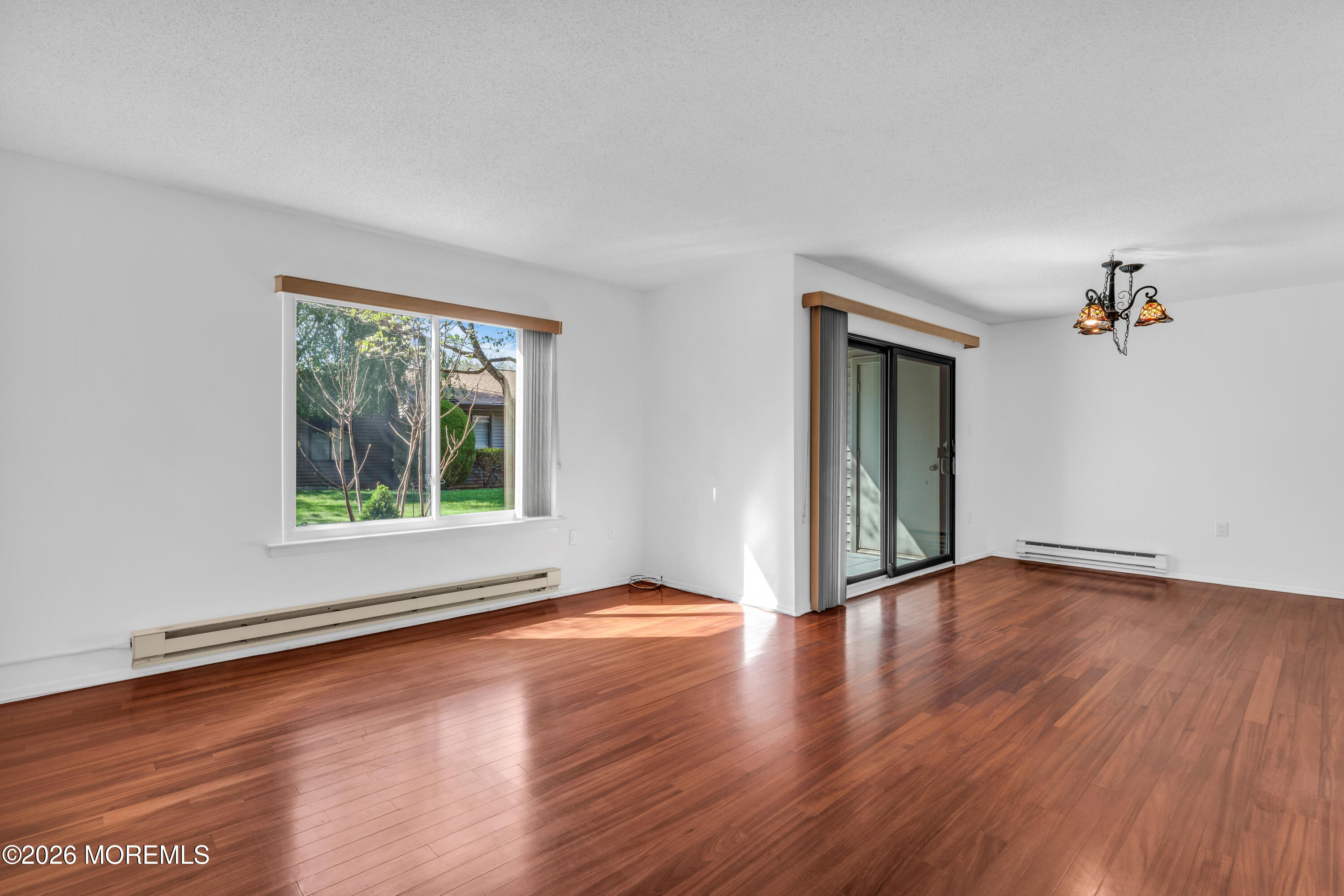 5 Eastport Court