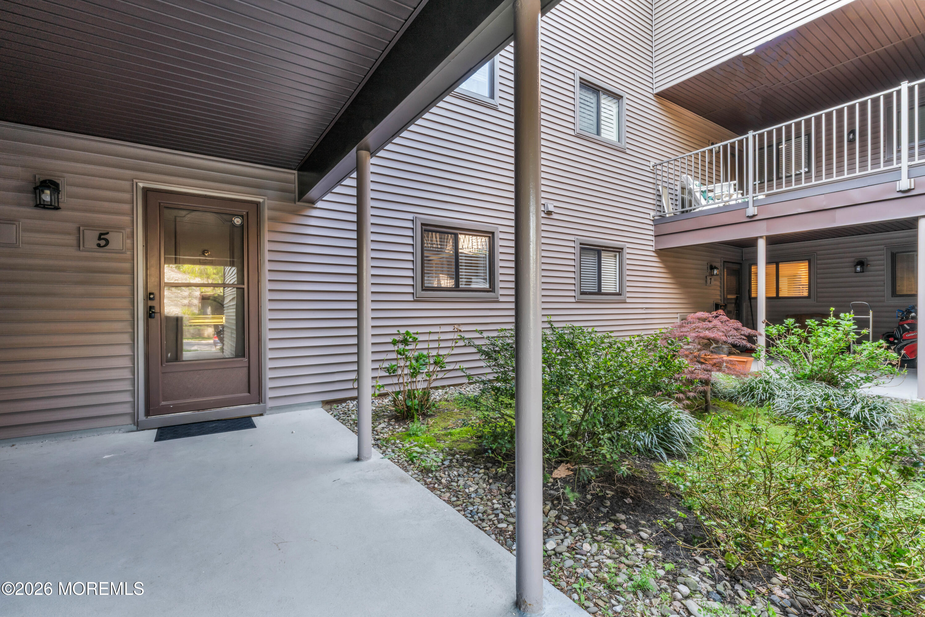 5 Eastport Court