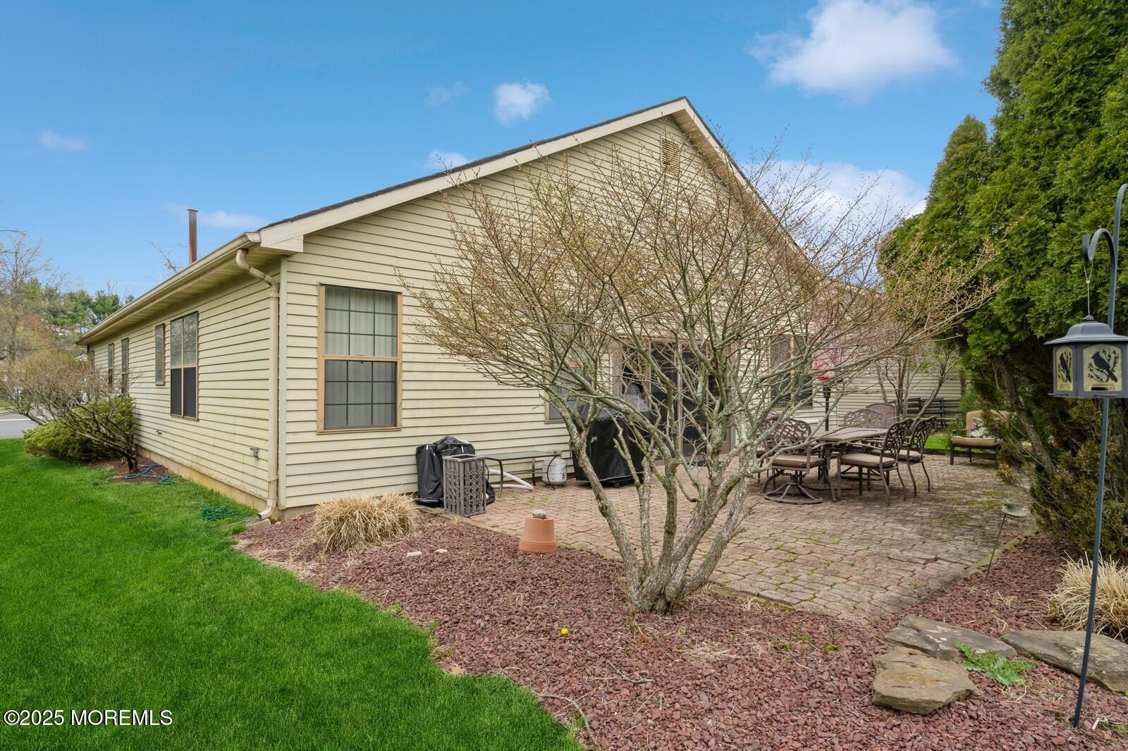 27 Peasley Drive, Marlboro, New Jersey image 25