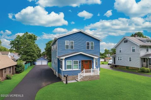 Photo of 423 New Market Road, Piscataway Twp, NJ 08854 (MLS # 22529847)