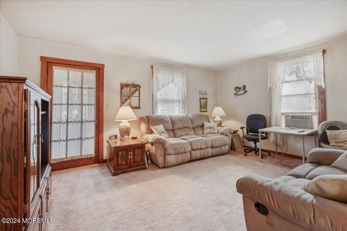 186 Cottrell Road, Matawan, New Jersey image 4