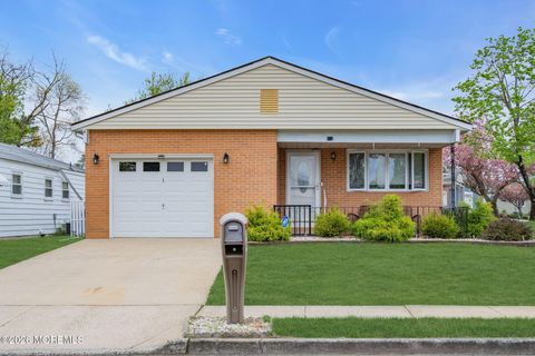 Photo of 1 Speighstown Place, Toms River, NJ 08757 (MLS # 22611008)