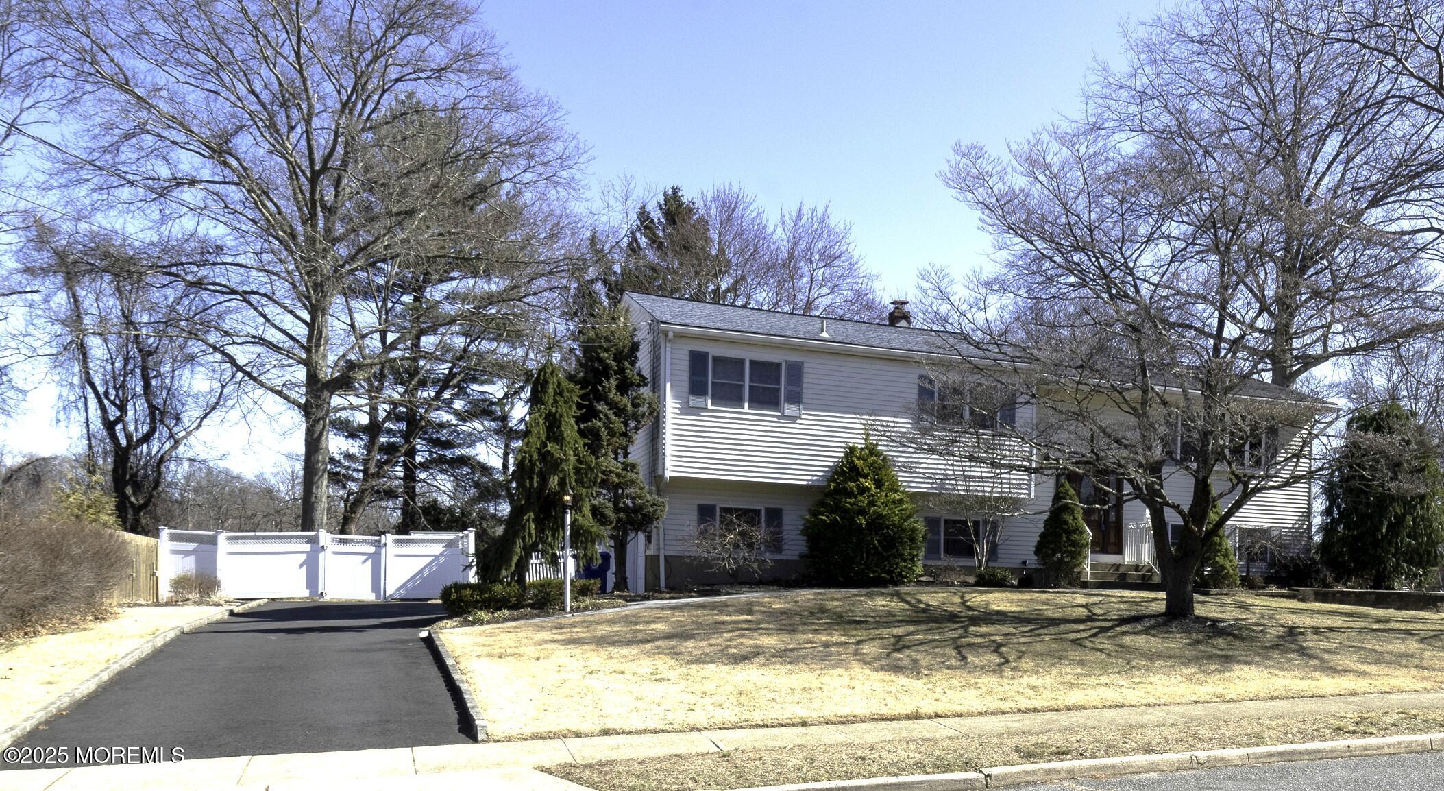 10 Danemar Drive, Middletown, New Jersey image 24