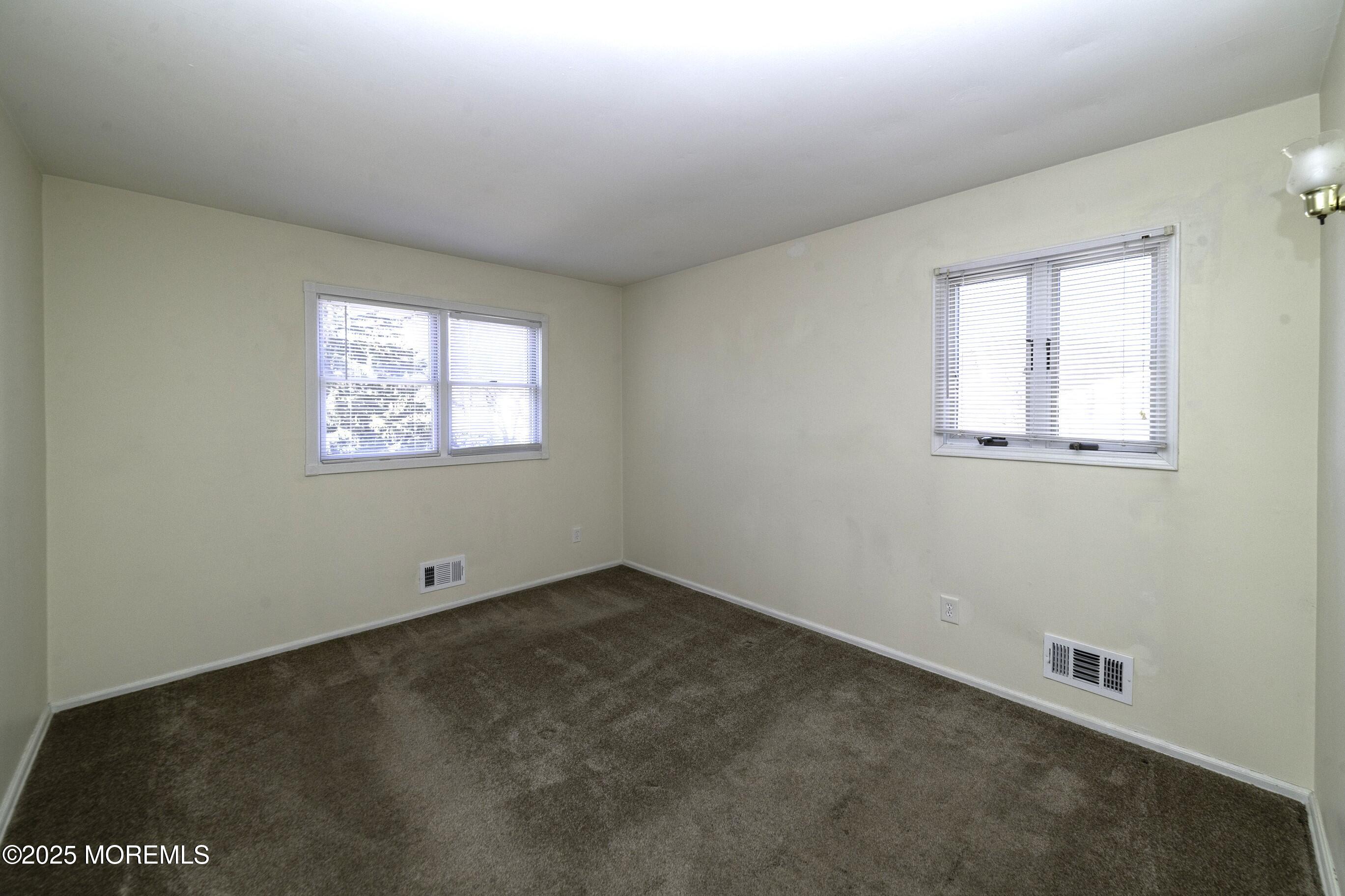 10 Danemar Drive, Middletown, New Jersey image 16