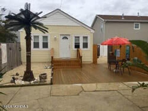 Condo For Sale - 320 Webster Avenue #B<br/> Seaside Heights, NJ 08751