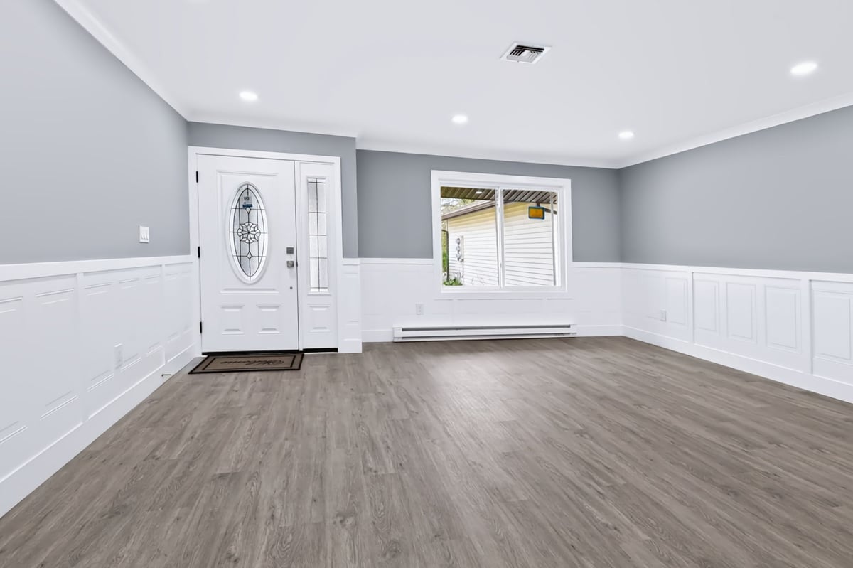 148 B Maclura Plaza